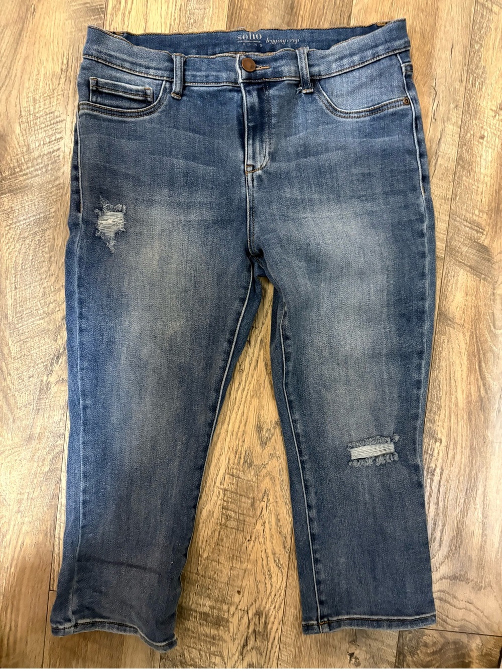 Soho Medium Wash Cropped Distressed Jeans